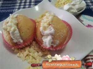 pesche dolci limoncello panna cioccolato bianco golose
