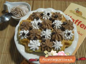 waffel cioccolato e lamponi