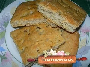 focaccia aromi e olive verdi ricetta