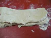 girelle di pizza patate e speck immagine 3