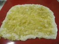 girelle di pizza patate e speck immagine 8