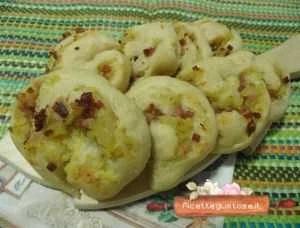 gustose girelle di pizza patate speck