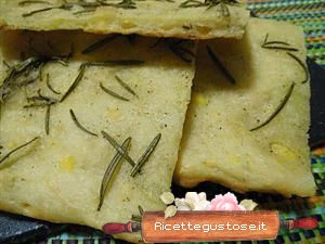 pizza con polenta ricetta