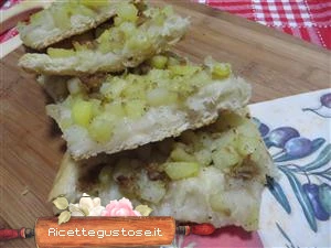 pizza patate strutto e sfrizzoli di maiale
