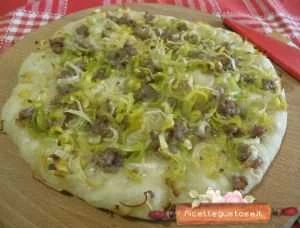 pizza porri e salsiccia lievito madrea