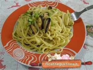 linguine cozze e asparagi ricetta