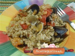 orzo perlato ai frutti di mare ricetta