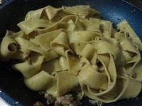 pappardelle alle lenticchie e aringhe immagine 4