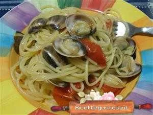 ricetta spaghetti alle vongole