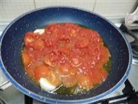 spaghetti mazzancolle e pomodorini immagine 1
