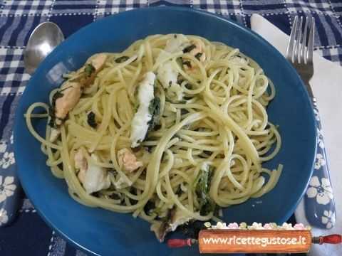 speghetti pesce e borragine