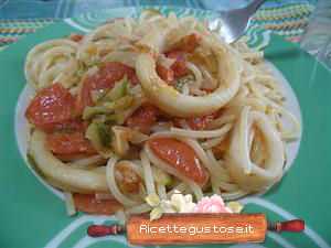 spaghetti zucchine e calamari