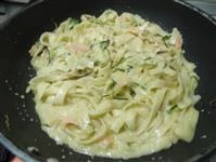 tagliatelle farina di riso zucchine e salmone immagine 7