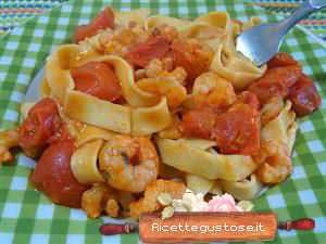 Tagliatelle gam beretti e pomodori