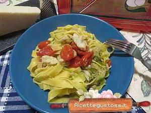 ricetta tagliatelle zucchine rombolino