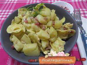 cappelletti freddi patate speck