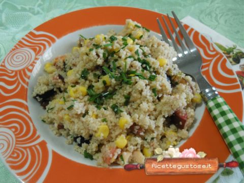 cous cous 4 cereali freddo trota affumicata pomodori viola 