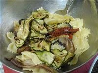 farfalle fredde verdure grigliate immagine 5