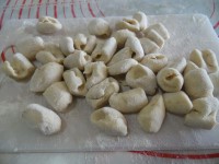 gnocchi di pane e lenticchie freddi tonno e spinaci immagine 1