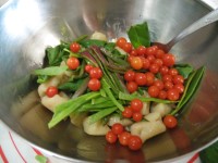 gnocchi di pane e lenticchie freddi tonno e spinaci immagine 4