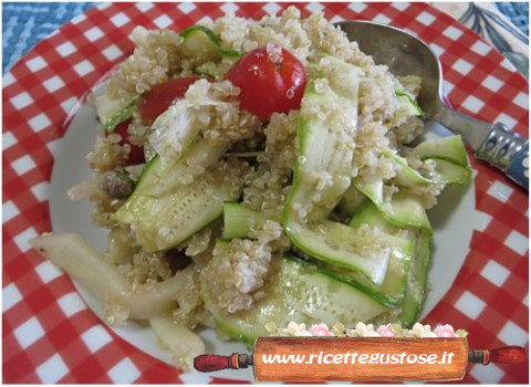 insalata quinoa zucchine e verza