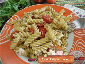 Pasta fredda al pesto di rughetta