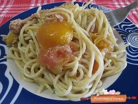 pasta fredda pomodori verdi tonno