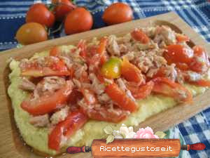 polenta fredda pomodori tonno