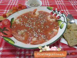 zuppa fredda pomodori e gamberoni