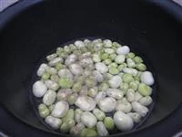 caramelle di pasta alle fave immagine 1