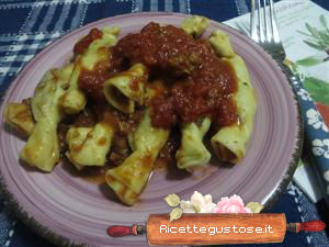 caramelle di pasta al cicorino verde e cervo