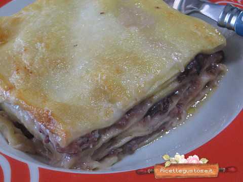 lasagna radicchio e salsiccia