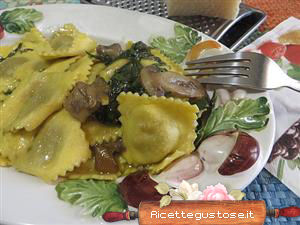 ravioli funghi porcini e stridoli