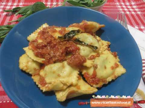 ravioli ricotta spinaci