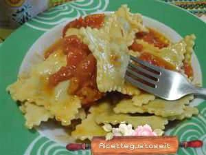 ravioli speck e radicchio ricetta