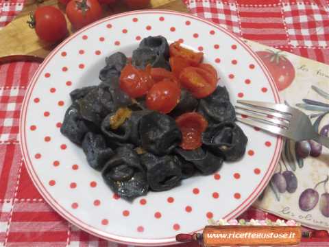 tortelli neri al branzino