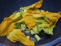 risotto ai fiori di zucchine immagine 1