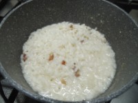 Cottura riso con aggiunta di brodo