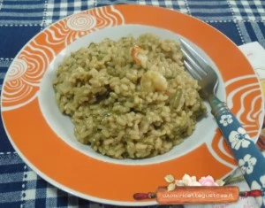 risotto rosa gamberoni argentini aglio nero fermentato ricetta