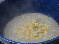 risotto uova e formaggio immagine 4