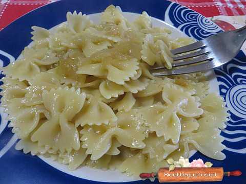 farfalle crema di cipolle