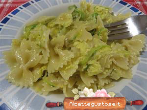 farfalle alla carbonara di zucchine