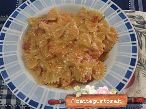 farfalle ricotta gorgonzola