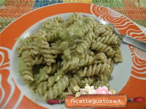 fusilli di farro melanzane e pecorino