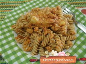 Fusilli di farro con tonno e valcasotto