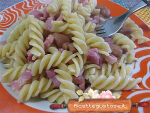 fusilli pancetta e fagioli