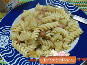 Fusilli patate fritte e fagioli