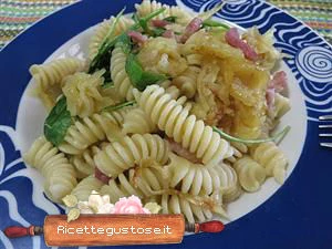 fusilli patate pancetta e ruclola ricetta