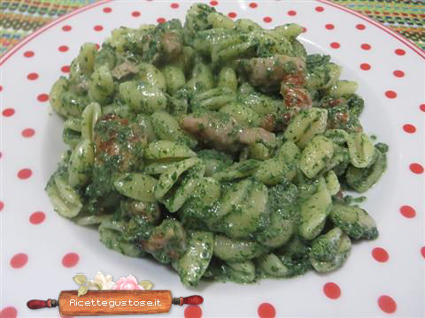 Gnocchetti borragine salsiccia