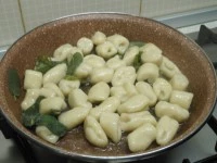 gnocchi di pane burro e salvia immagine 3